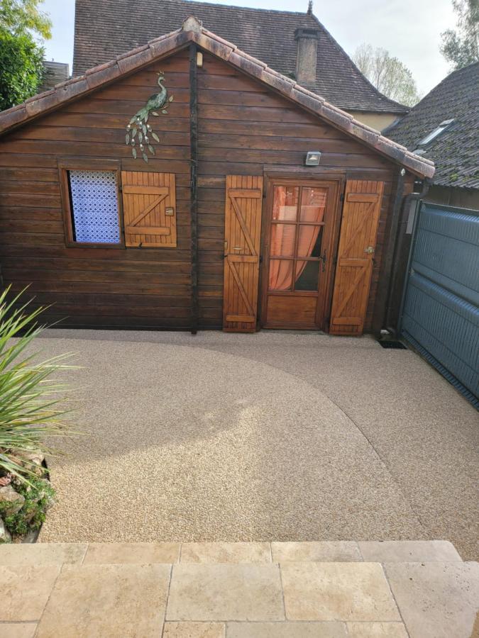 Gigouzac Au Petit Chalet מראה חיצוני תמונה